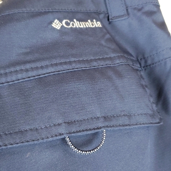 Columbia Omni-Shield Advanced Repellency Navy Blue 6 Inch Shorts - Picture 5 of 5